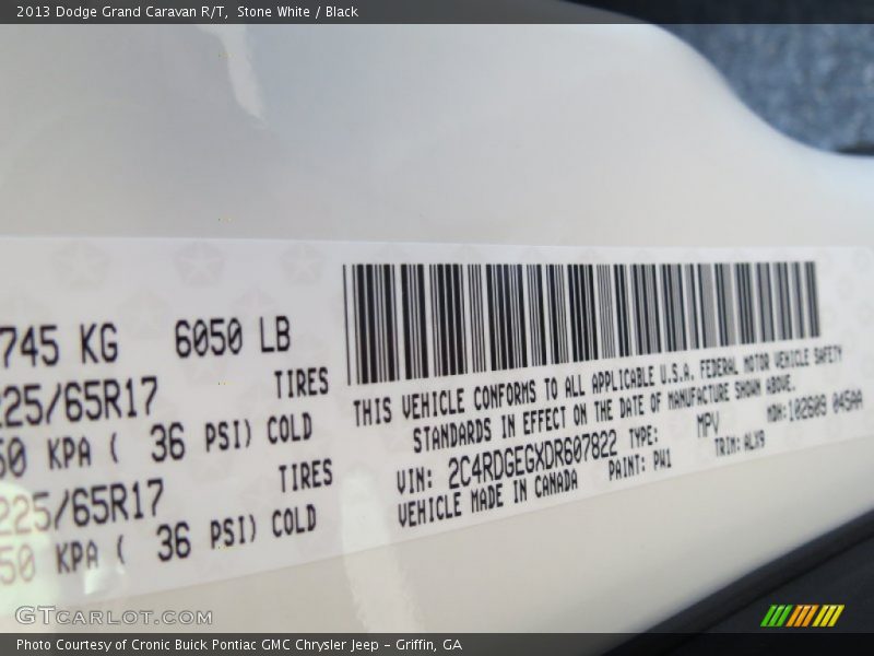 Stone White / Black 2013 Dodge Grand Caravan R/T