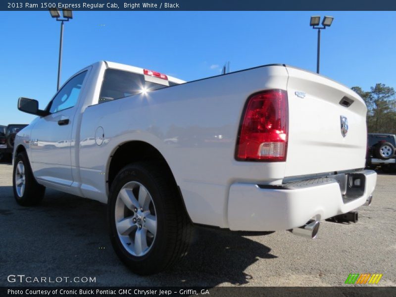 Bright White / Black 2013 Ram 1500 Express Regular Cab