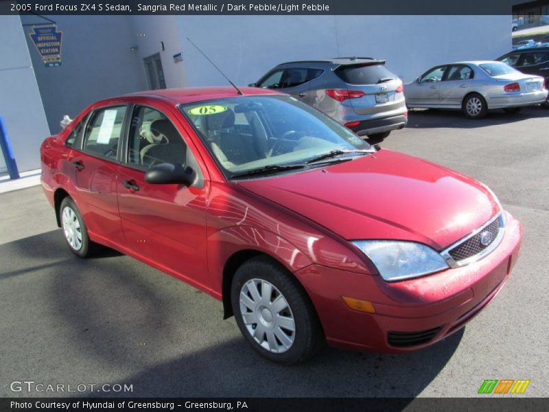 Front 3/4 View of 2005 Focus ZX4 S Sedan