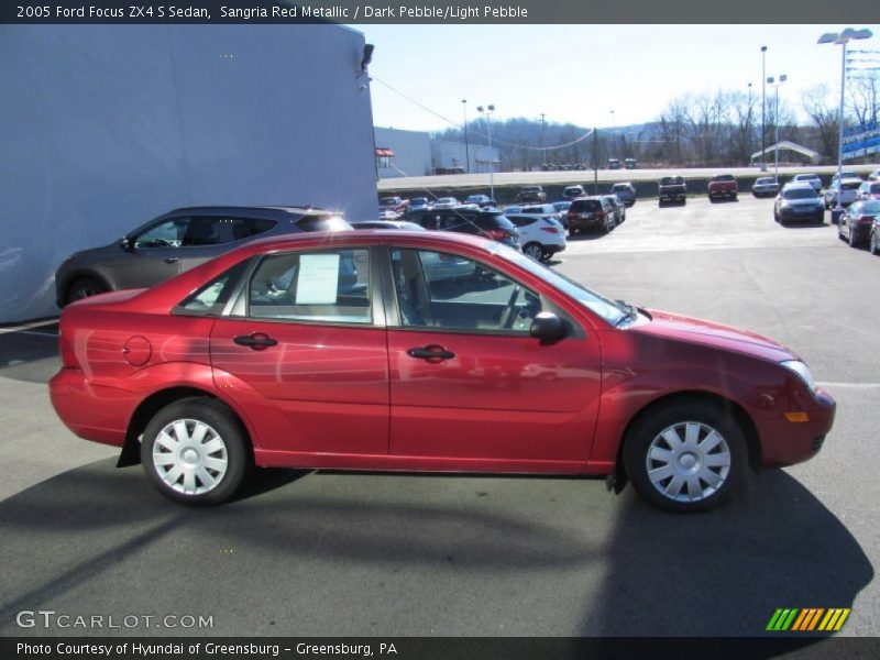 Sangria Red Metallic / Dark Pebble/Light Pebble 2005 Ford Focus ZX4 S Sedan