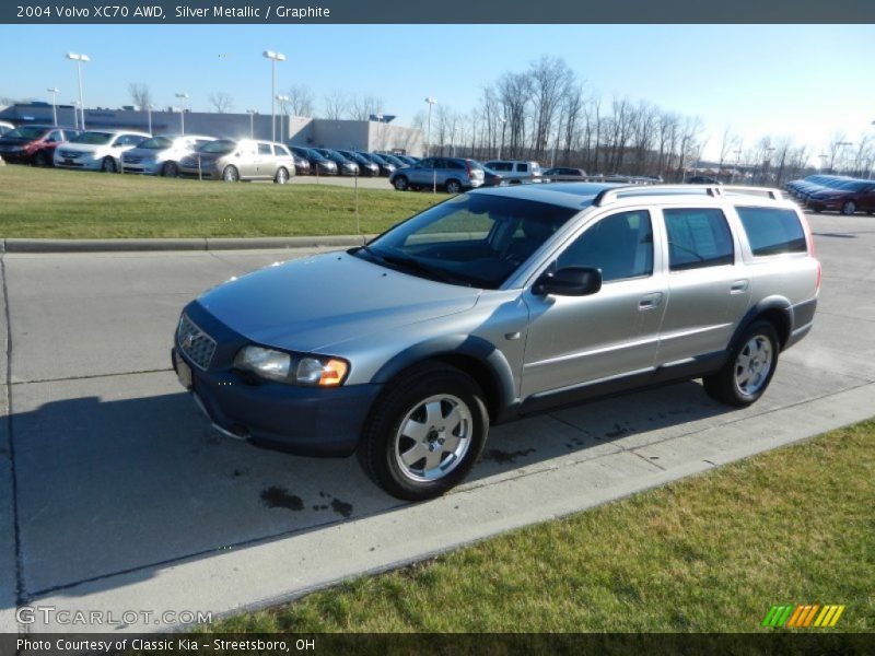 Silver Metallic / Graphite 2004 Volvo XC70 AWD