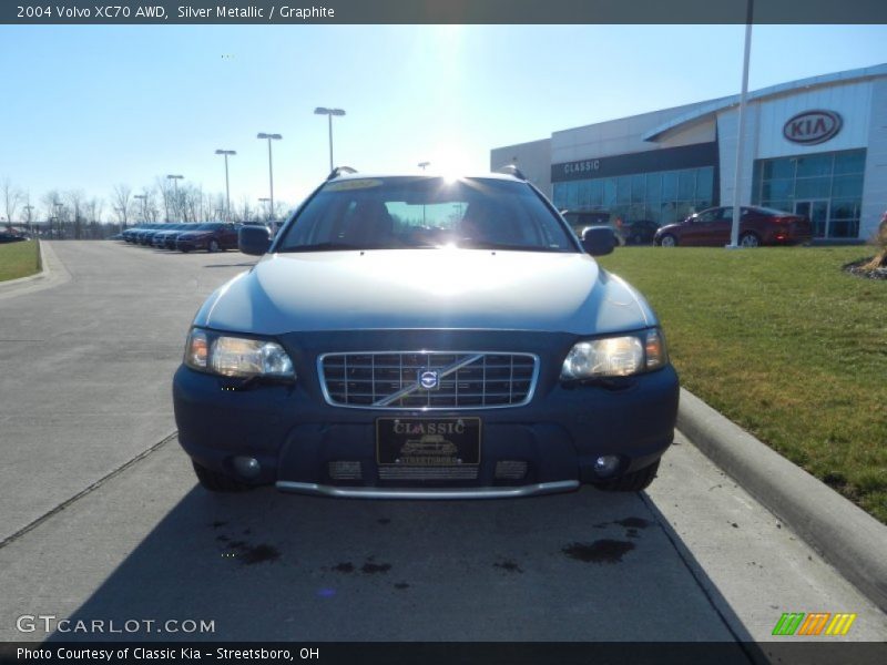 Silver Metallic / Graphite 2004 Volvo XC70 AWD