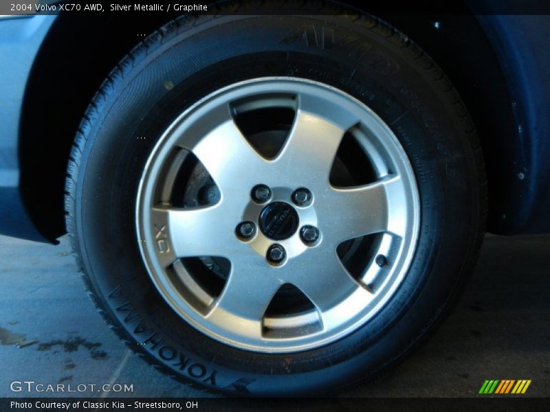 Silver Metallic / Graphite 2004 Volvo XC70 AWD
