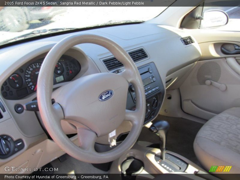 Sangria Red Metallic / Dark Pebble/Light Pebble 2005 Ford Focus ZX4 S Sedan