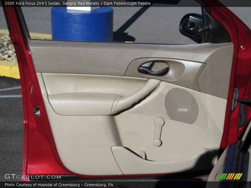 Sangria Red Metallic / Dark Pebble/Light Pebble 2005 Ford Focus ZX4 S Sedan