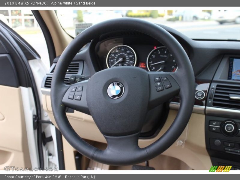 Alpine White / Sand Beige 2010 BMW X5 xDrive30i