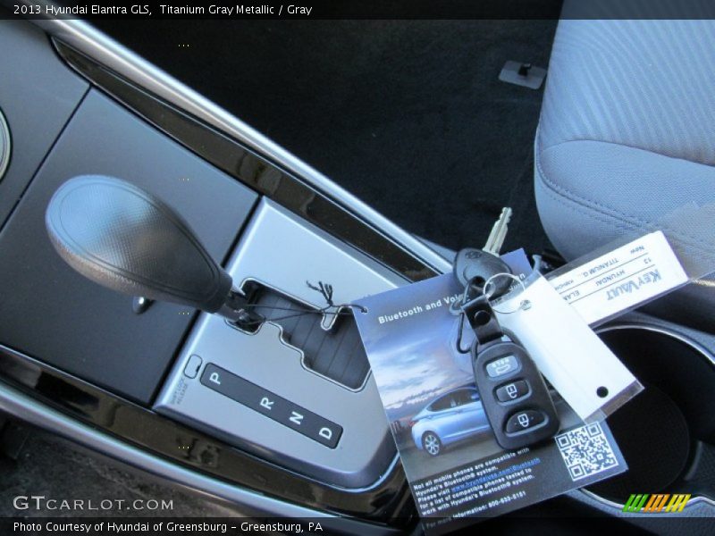 Titanium Gray Metallic / Gray 2013 Hyundai Elantra GLS