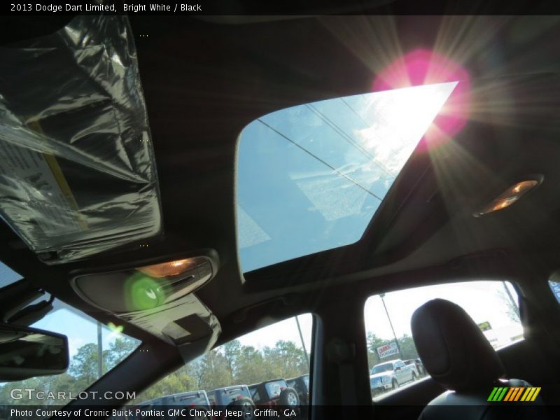 Bright White / Black 2013 Dodge Dart Limited