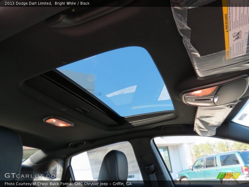 Bright White / Black 2013 Dodge Dart Limited