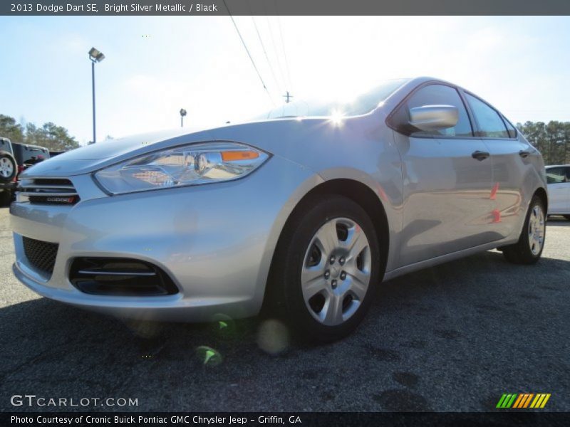 Bright Silver Metallic / Black 2013 Dodge Dart SE