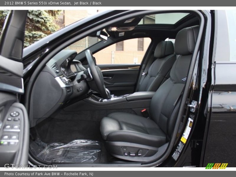 Front Seat of 2012 5 Series 550i xDrive Sedan