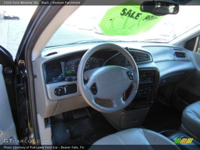 Black / Medium Parchment 2000 Ford Windstar SEL