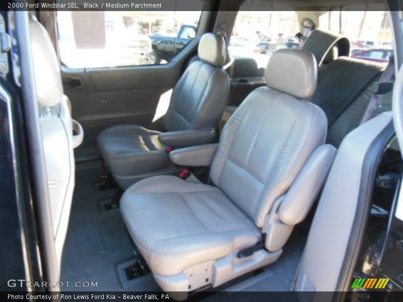 Black / Medium Parchment 2000 Ford Windstar SEL
