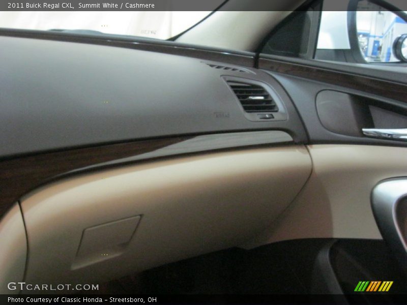 Summit White / Cashmere 2011 Buick Regal CXL