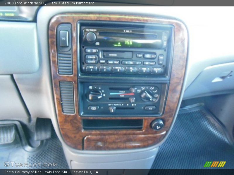 Black / Medium Parchment 2000 Ford Windstar SEL