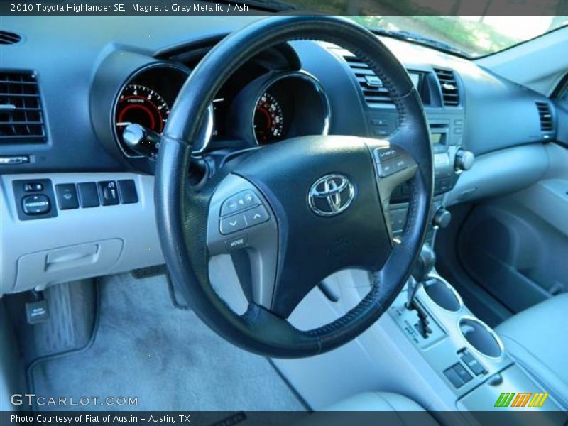 Magnetic Gray Metallic / Ash 2010 Toyota Highlander SE