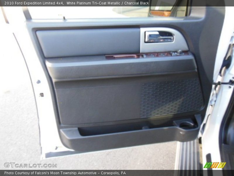 White Platinum Tri-Coat Metallic / Charcoal Black 2010 Ford Expedition Limited 4x4