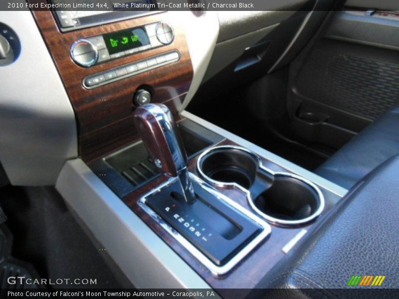 White Platinum Tri-Coat Metallic / Charcoal Black 2010 Ford Expedition Limited 4x4