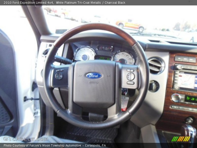 White Platinum Tri-Coat Metallic / Charcoal Black 2010 Ford Expedition Limited 4x4