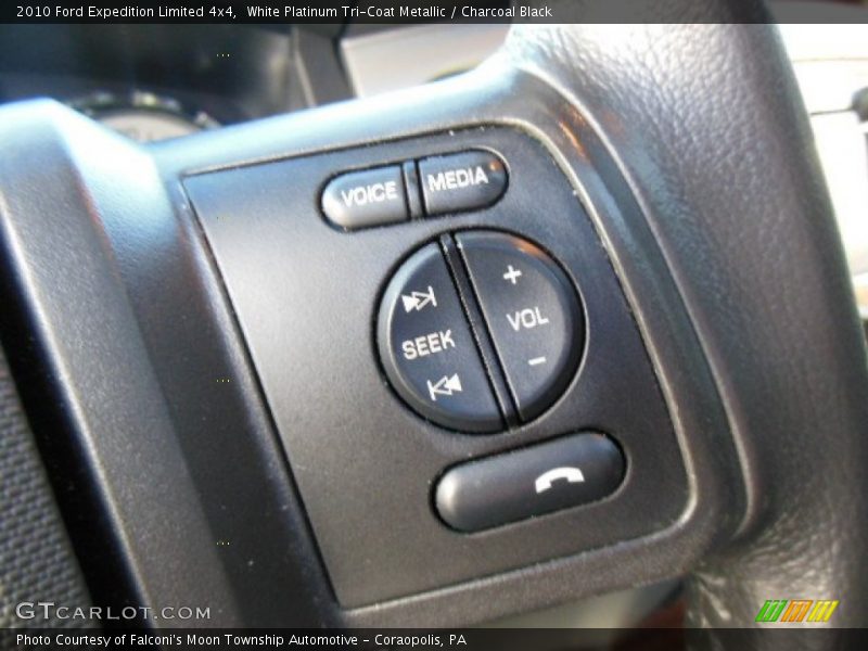 White Platinum Tri-Coat Metallic / Charcoal Black 2010 Ford Expedition Limited 4x4