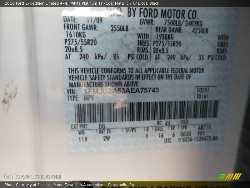 White Platinum Tri-Coat Metallic / Charcoal Black 2010 Ford Expedition Limited 4x4