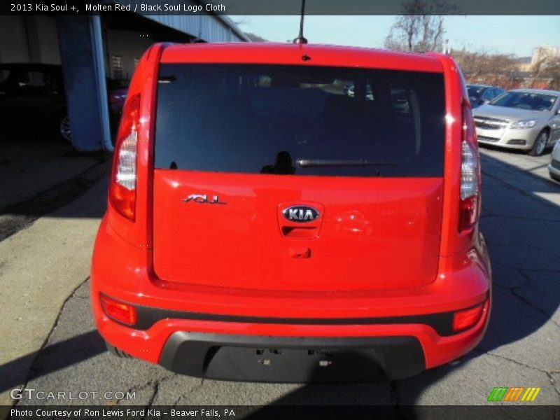 Molten Red / Black Soul Logo Cloth 2013 Kia Soul +
