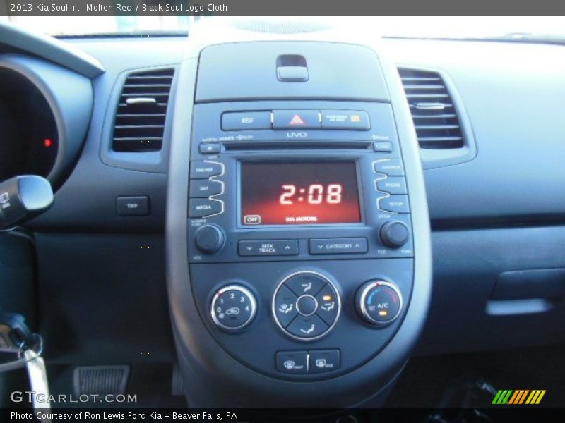 Molten Red / Black Soul Logo Cloth 2013 Kia Soul +