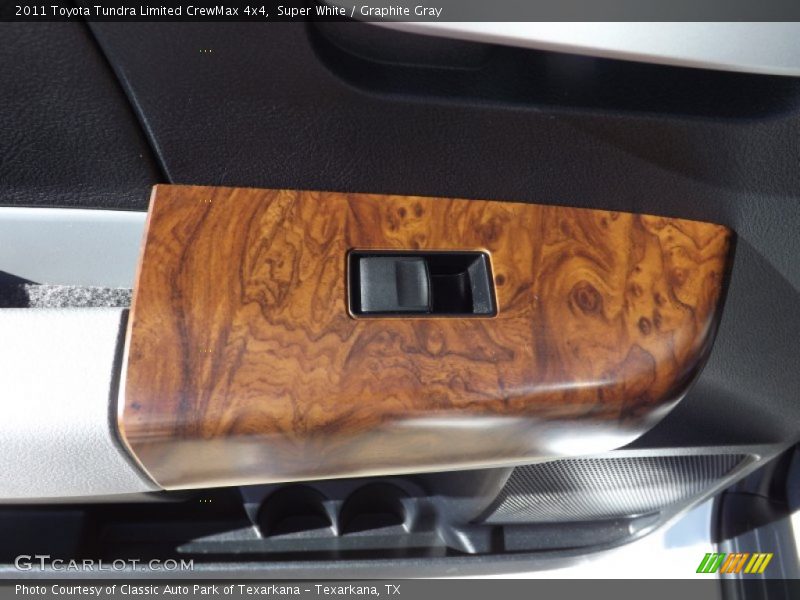 Super White / Graphite Gray 2011 Toyota Tundra Limited CrewMax 4x4