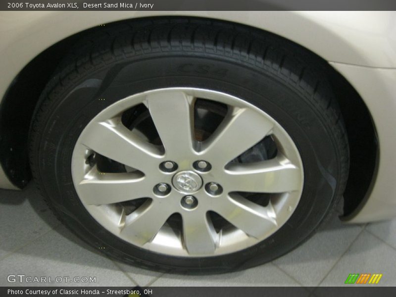 Desert Sand Mica / Ivory 2006 Toyota Avalon XLS