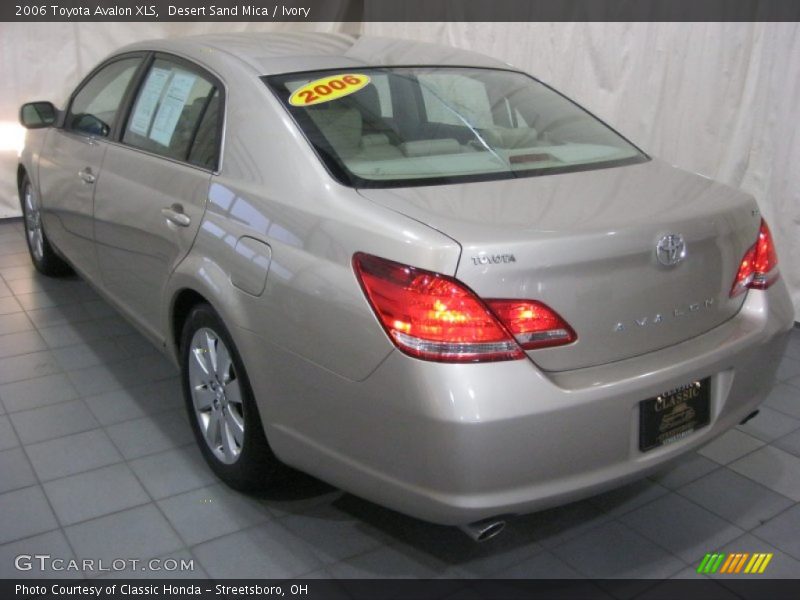 Desert Sand Mica / Ivory 2006 Toyota Avalon XLS