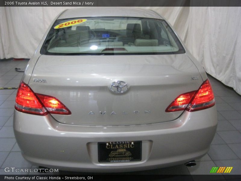 Desert Sand Mica / Ivory 2006 Toyota Avalon XLS