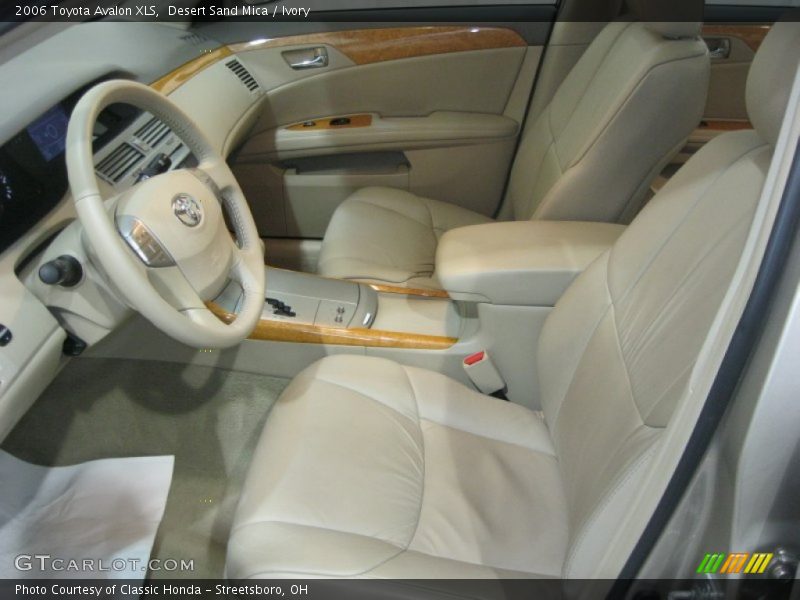 Desert Sand Mica / Ivory 2006 Toyota Avalon XLS