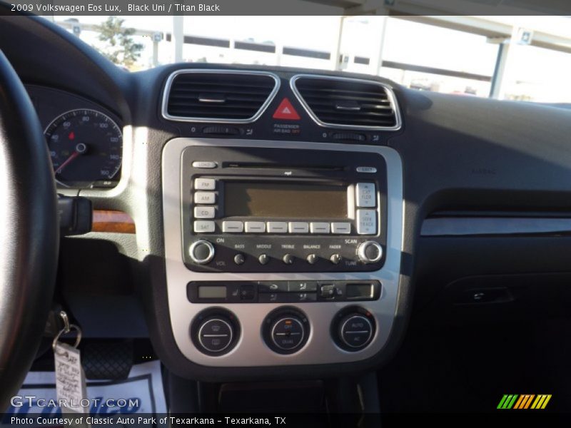 Black Uni / Titan Black 2009 Volkswagen Eos Lux
