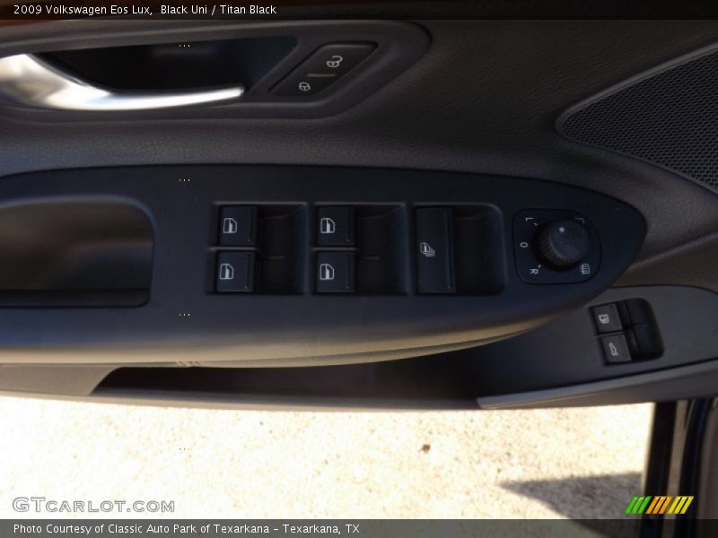 Black Uni / Titan Black 2009 Volkswagen Eos Lux