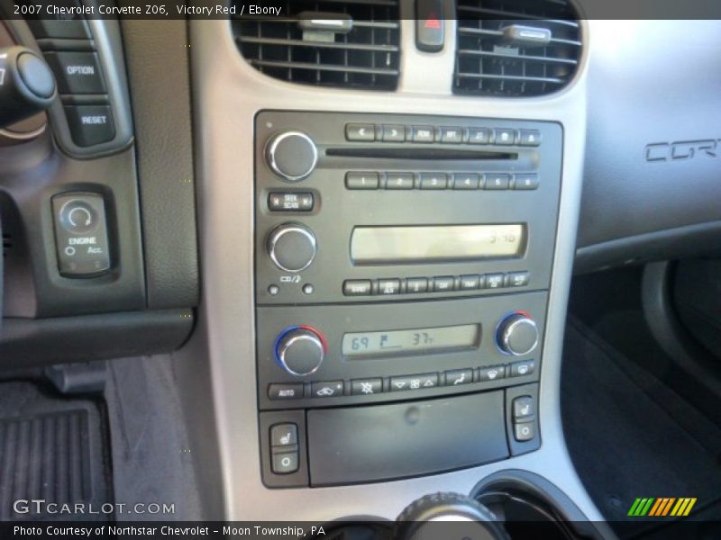 Controls of 2007 Corvette Z06
