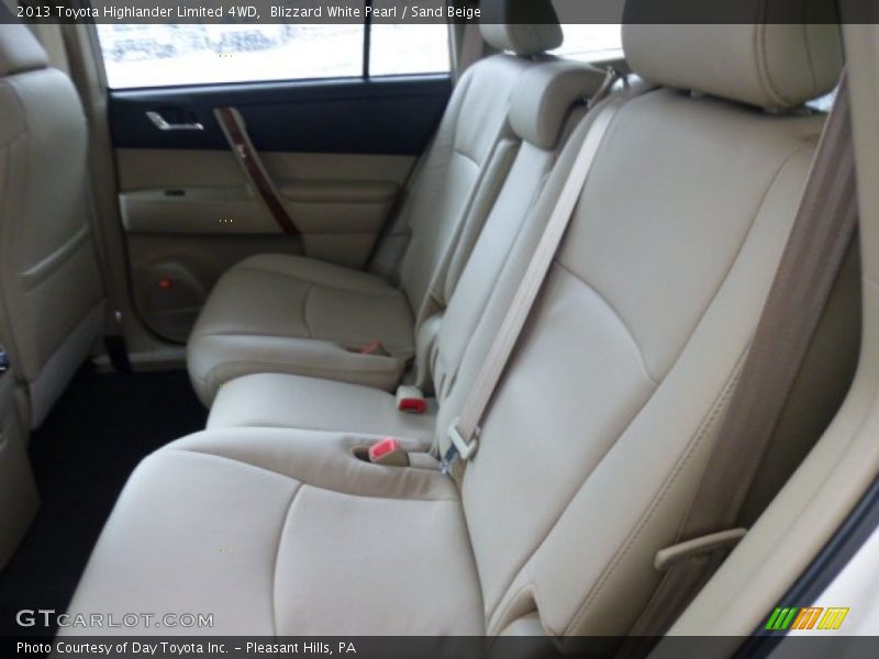 Blizzard White Pearl / Sand Beige 2013 Toyota Highlander Limited 4WD