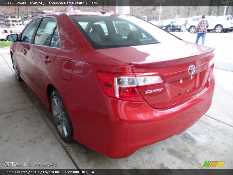 Barcelona Red Metallic / Black 2012 Toyota Camry SE