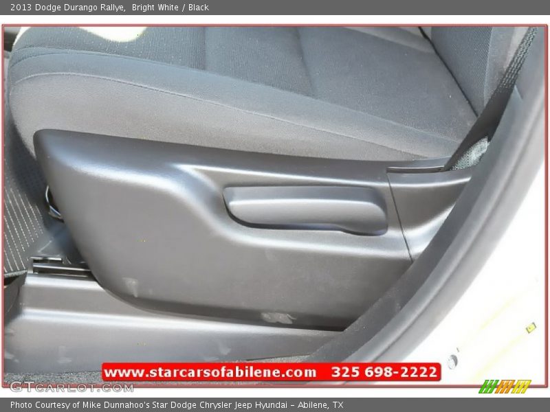 Bright White / Black 2013 Dodge Durango Rallye
