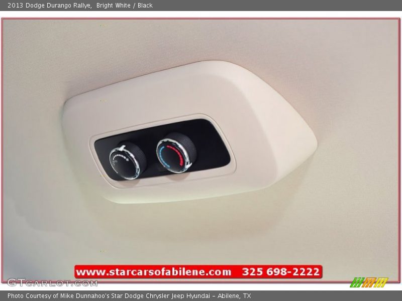 Bright White / Black 2013 Dodge Durango Rallye