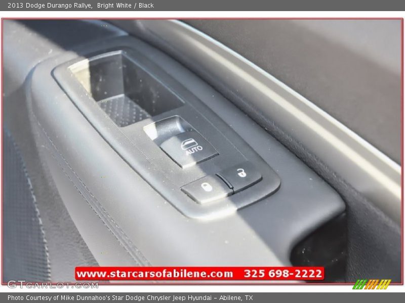 Bright White / Black 2013 Dodge Durango Rallye