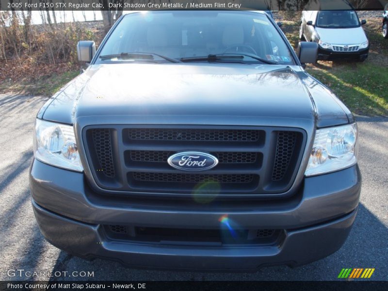 Dark Shadow Grey Metallic / Medium Flint Grey 2005 Ford F150 STX Regular Cab