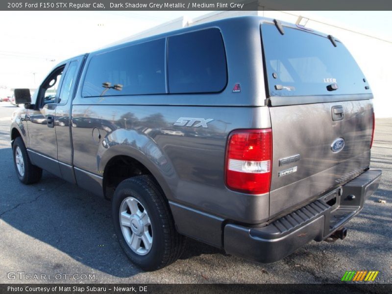 Dark Shadow Grey Metallic / Medium Flint Grey 2005 Ford F150 STX Regular Cab