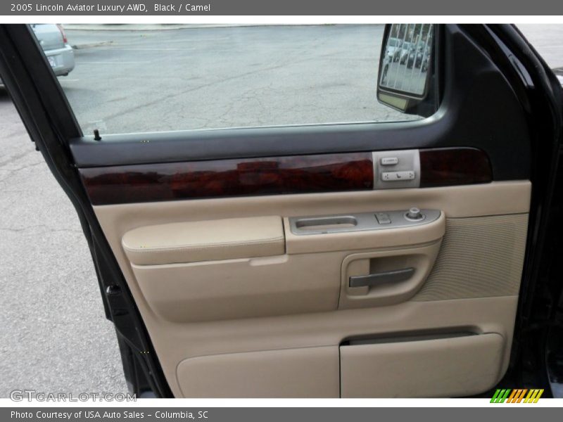 Black / Camel 2005 Lincoln Aviator Luxury AWD