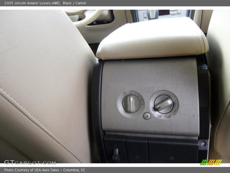 Black / Camel 2005 Lincoln Aviator Luxury AWD