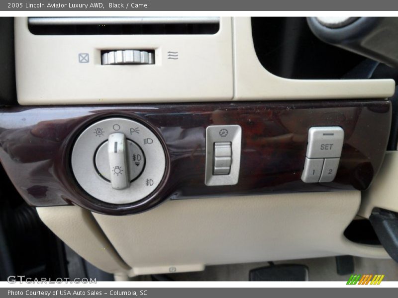 Black / Camel 2005 Lincoln Aviator Luxury AWD