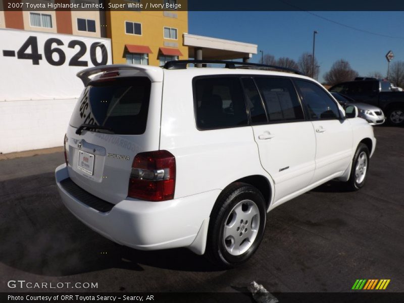 Super White / Ivory Beige 2007 Toyota Highlander Limited