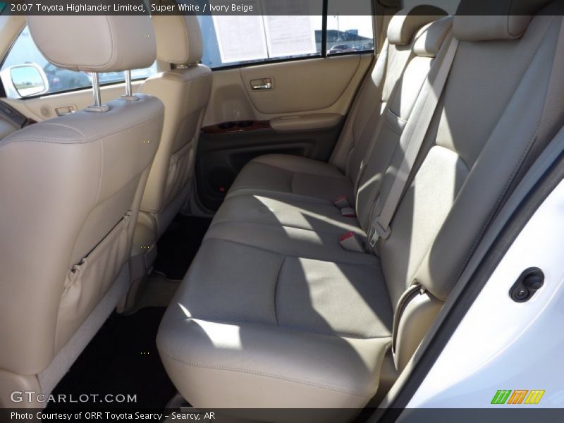Super White / Ivory Beige 2007 Toyota Highlander Limited