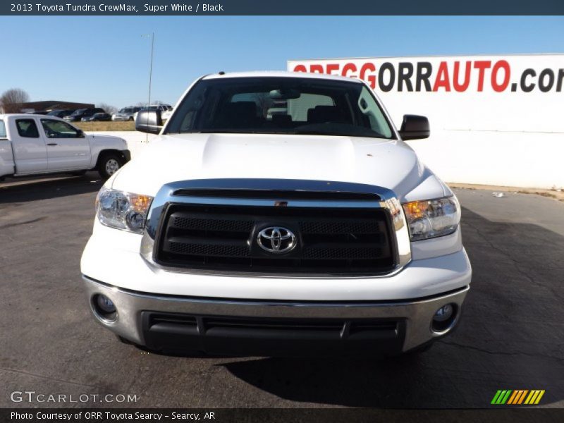 Super White / Black 2013 Toyota Tundra CrewMax