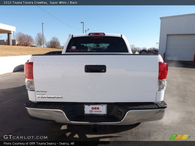 Super White / Black 2013 Toyota Tundra CrewMax