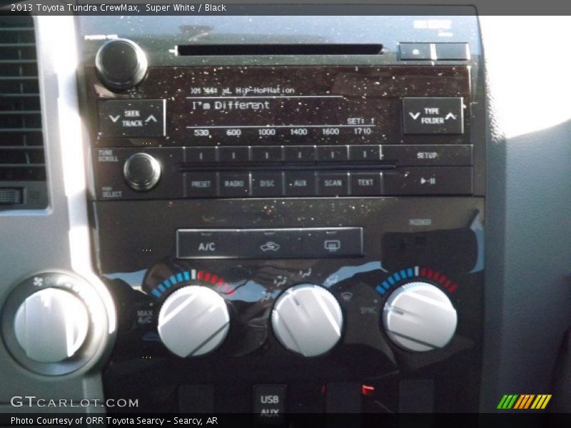 Super White / Black 2013 Toyota Tundra CrewMax